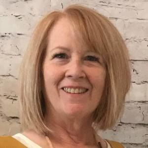 Meet your Posher, Marcia